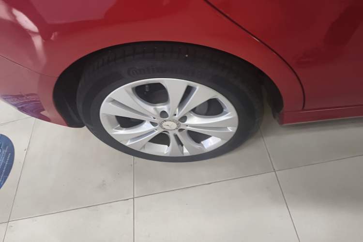 Used Mercedes-Benz B-Class 2015 B 200 Fashion Model
