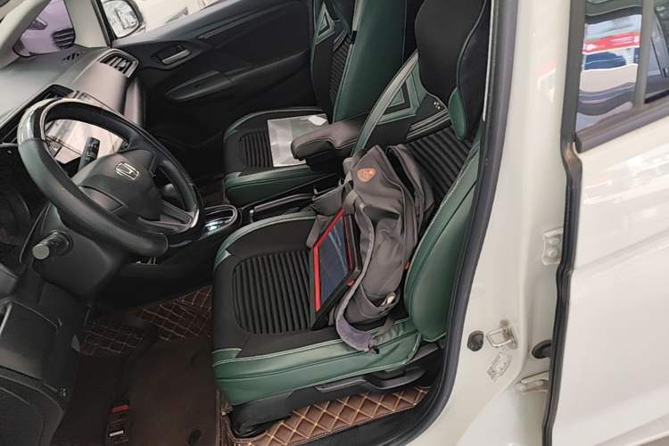 Used Honda Fit 2018 1.5L CVT Comfort Sunroof Version
