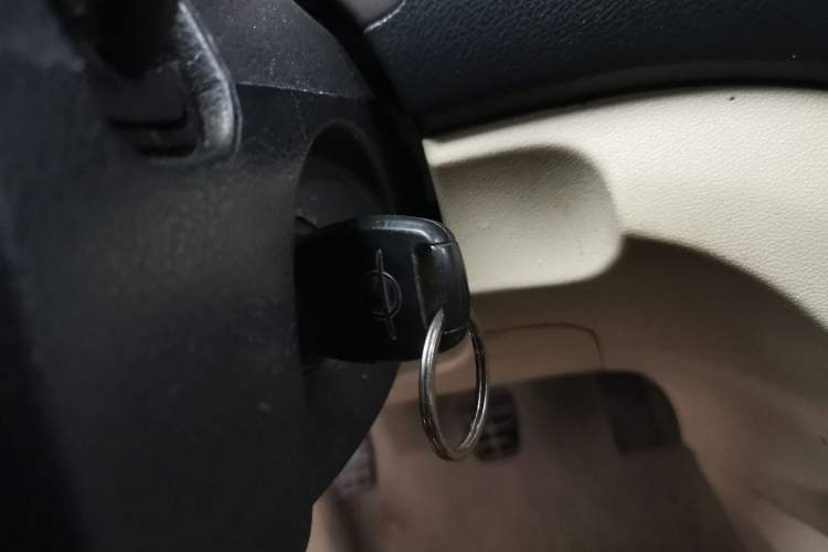 Used Haima M3 2015 1.5L Manual Standard Edition
