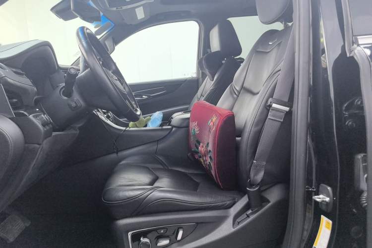 Used Cadillac Escalade 2017 6.2L ESV Platinum Edition Extended-Length Version