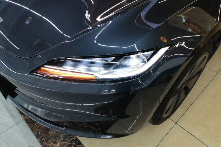 Used Tesla Model 3 2025 Rear-Wheel-Drive Version