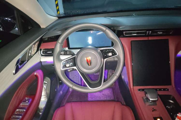 Used Hongqi H5 2025 2.0T Automatic Flag Edition – 500 000 Units Commemorative Version
