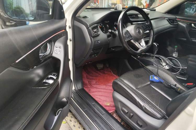 Used Nissan X-Trail 2019 2.0L CVT Comfort Edition 2WD Driver Seat