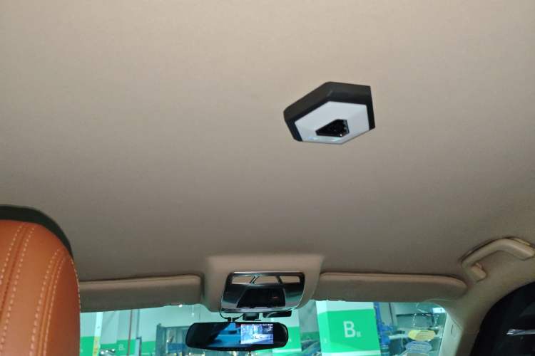 Used Hanteng X7 2016 2.0T DCT Luxury Version
