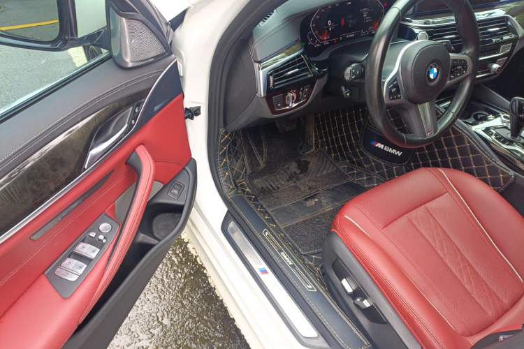 Used BMW 5 Series 2022 Restyled 525Li M Sport Package