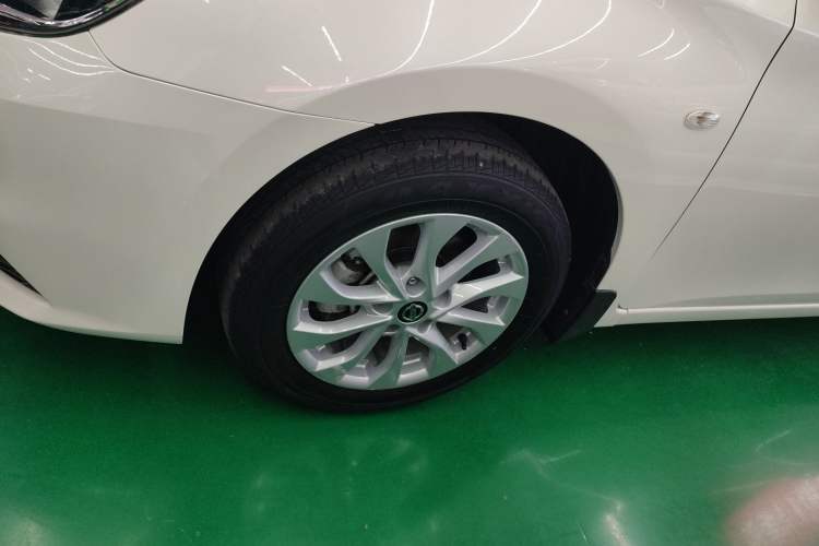 Used Nissan Sylphy 2019 Classic 1.6XL CVT Luxury Edition Exterior 4