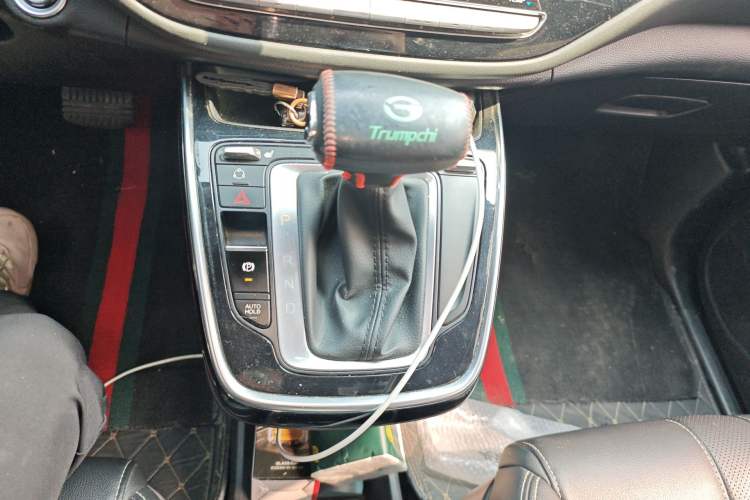 Used GAC Trumpchi M6 2019 270T Automatic Luxury Edition (7-seater) China V Standard Gear Lever