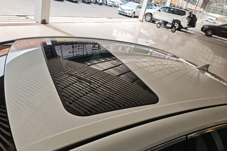 Used Toyota Camry 2021 2.0G Luxury Edition Roof