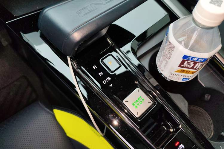 Used MG ONE 2022 β-Enjoy-Life Series 1.5T Fully Satisfying Model 1228 Gear Lever