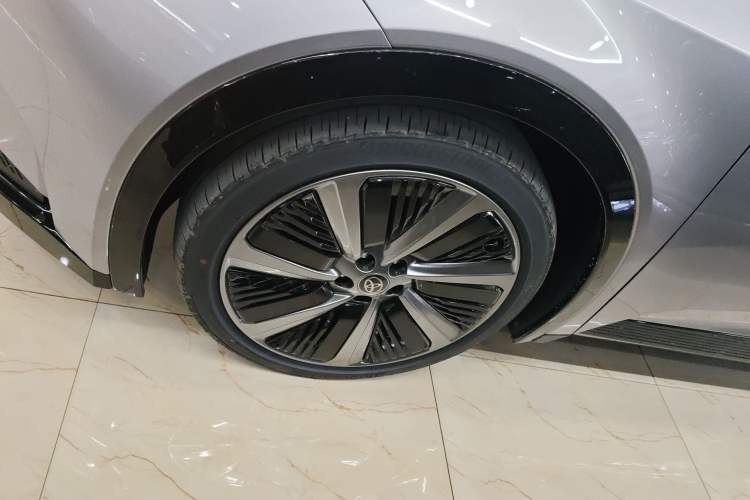 Used Toyota bZ5 2025 Model 550 PRO