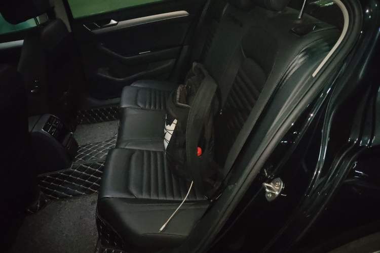 Used Volkswagen Magotan 2019 330TSI DSG Leading Model China VI Standard
