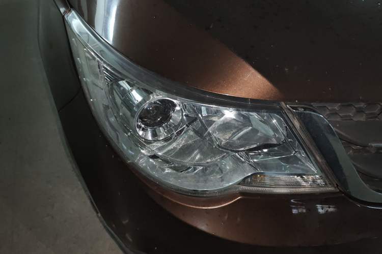 Used Baojun 730 2014 1.5L manual standard trim 7 seats