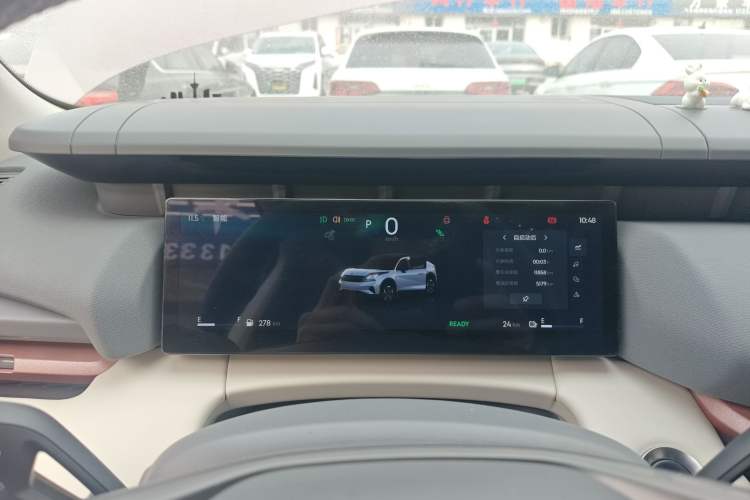 Used Lynk & Co 06 EM-P 2023 EM-P 126 Long-Range Halo Instrument Cluster