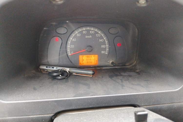 Used Wuling Zhiguang 2015 1.2L Practical LS-I Model
