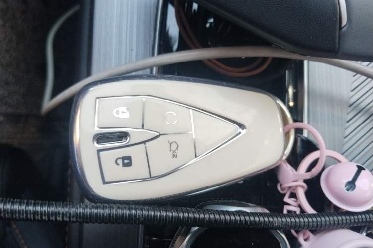 Used CHANGAN OSHAN Z6 New Energy 2023 ZhiDian iDD 150KM Flagship PLUS