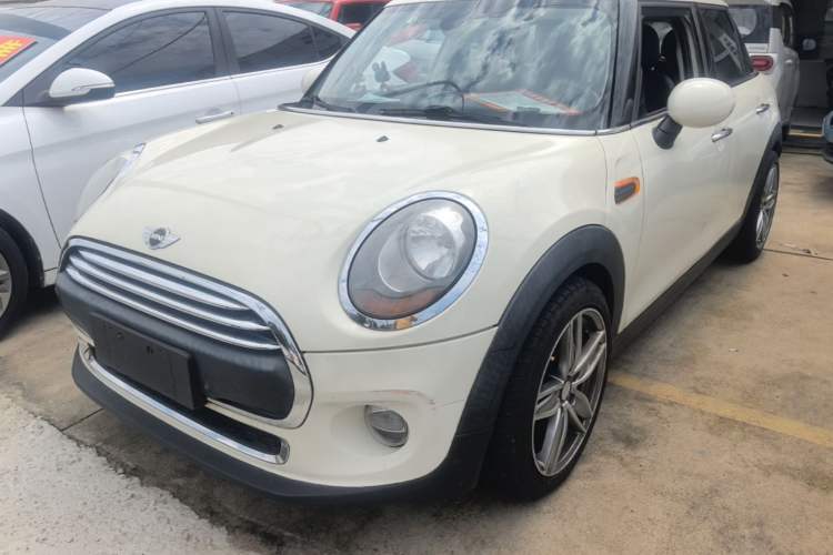 Used MINI 2015 1.2T ONE Five-Door Edition Guazi used car, China used car export, Used car for sale, Used cars, Cheapest cars for sale