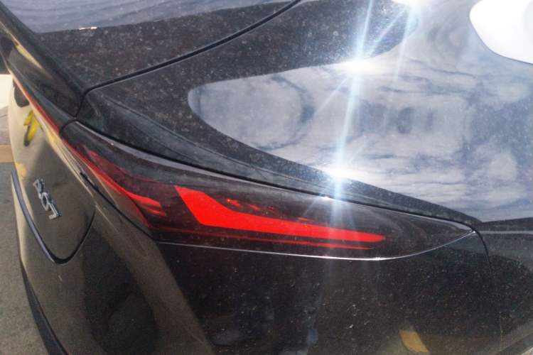 Used CHANGAN NEVO A07 2024 Pure Electric "True Fragrance" Edition 515 Prestige Model Right Rear Taillight