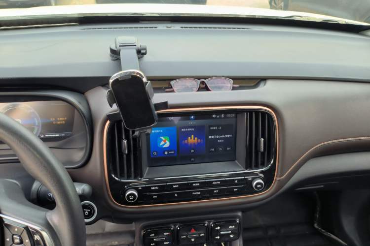 Used AION Trumpchi GE3 2018 530 Internet Enjoyment Version Audio And AC Panel