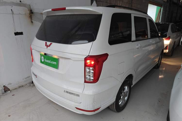 Used Wuling Hongguang 2021 1.5L Revised S Standard Version with Electric Power Steering LAR