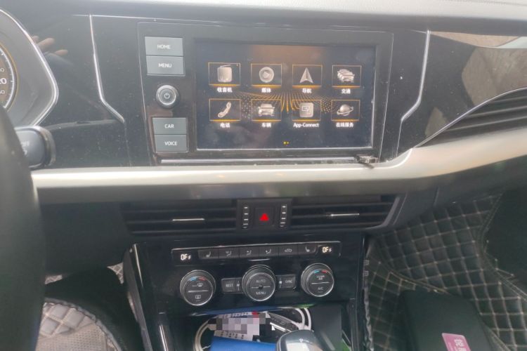 Used Volkswagen Passat 2019 330TSI Elite Edition China VI Audio And AC Panel