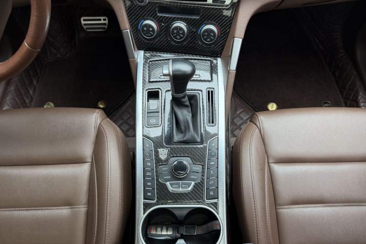 Used Haval H7 2017 Blue Label H7L 2.0T Automatic Prestige Model
