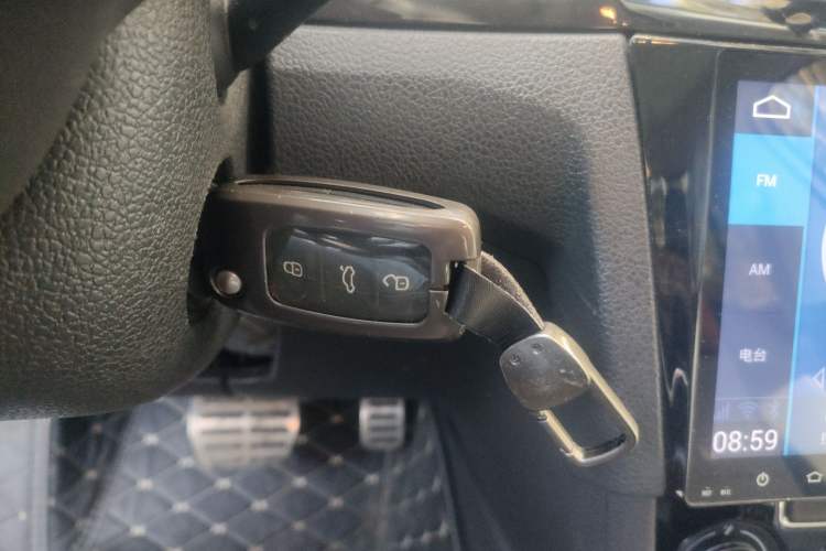 Used Volkswagen C-TREK 2017 1.6L Automatic Comfort Model
