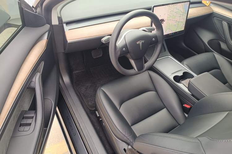 Used Tesla Model 3 2022 Rear-Wheel-Drive Version