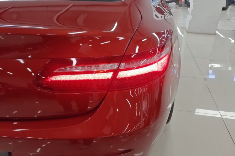 Used Mercedes-Benz E-Class 2019 E 200 Coupe Right Rear Taillight