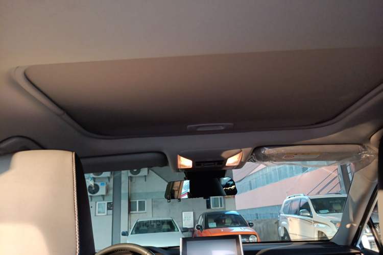 Used Toyota RAV4 2022 2.0L CVT Two-Wheel Drive Fashion Plus Edition