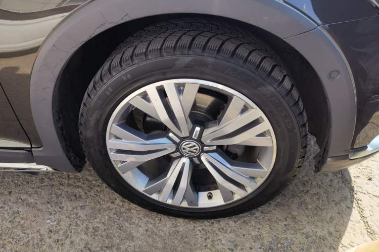 Used Volkswagen Variant 2016 380TSI Four-Wheel Drive Longitudinal Version