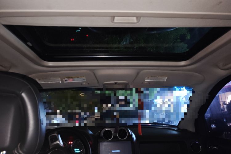 Used Jeep Compass 2012 2.4L Four-Wheel Drive Urban Edition