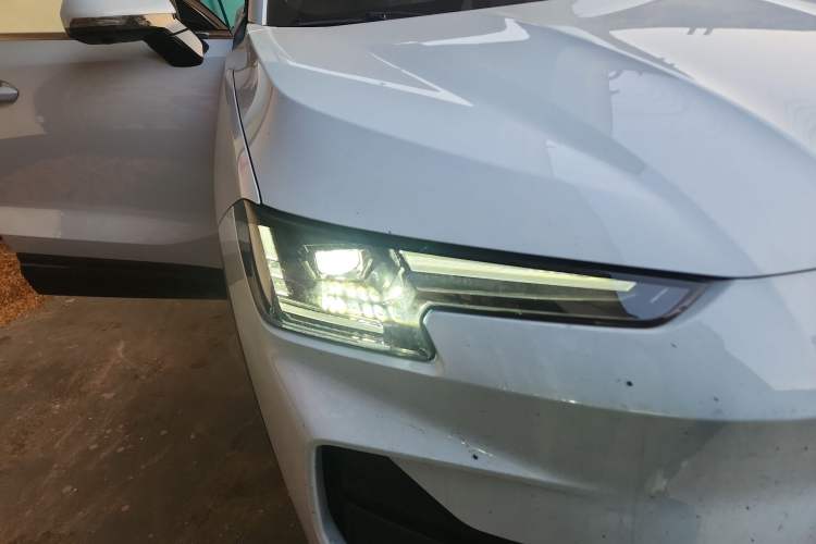 Used JETOUR Shanhai L6 2024 1.5TD DHT MAX Right Front Headlight