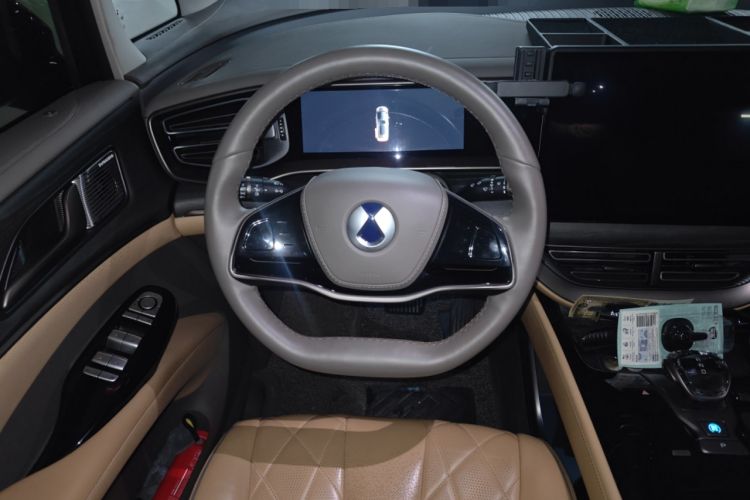 Used Denza D9 2022 DM-i 970 Four-Wheel Drive Prestige Model