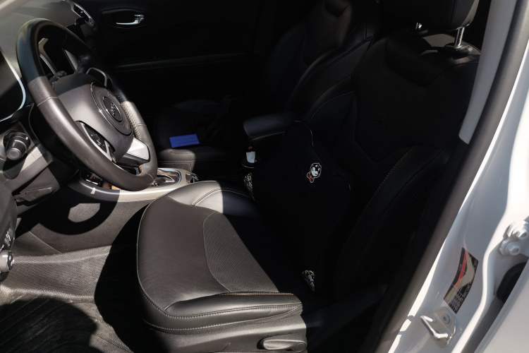 Used Jeep Compass 2017 200T Automatic Family Edition
