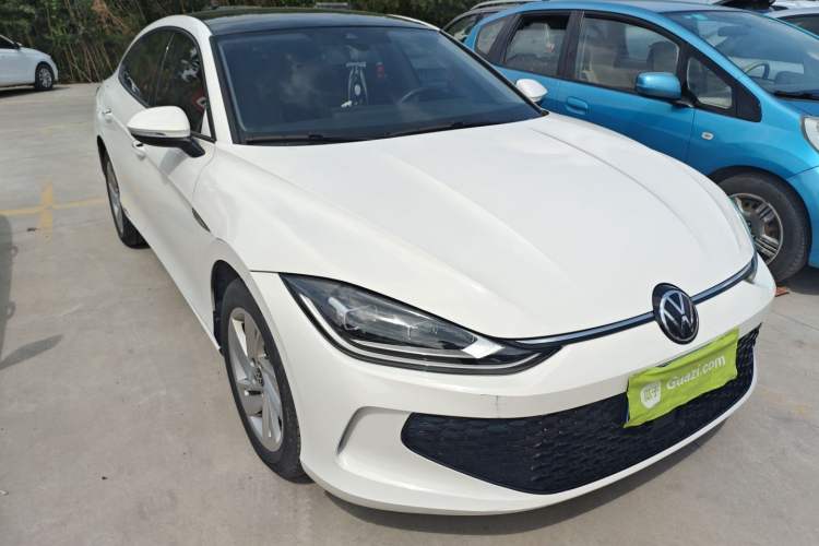 Used Volkswagen Lamando 2023 Lavida L 280TSI DSG Spicy Edition Front Right 45 Deg