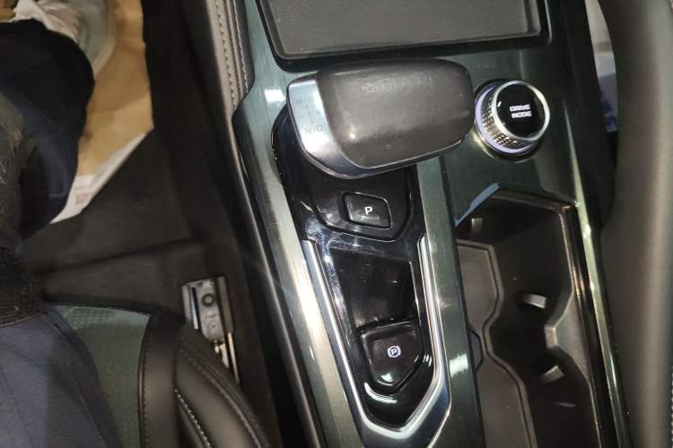 Used Geely Auto Monjaro L 2021 2.0TD DCT EVO Two-Wheel-Drive Flagship Version
