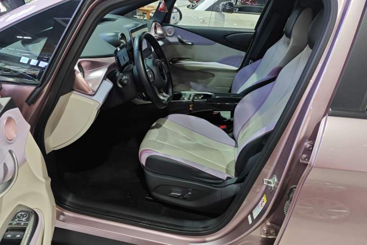 Used BYD Dolphin 2023 420 km Free Version
