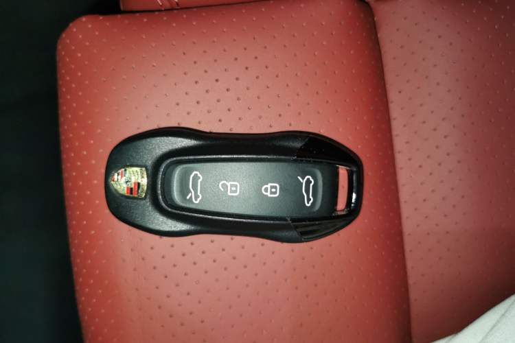 Used Porsche Macan 2024 Macan Long Range Edition
