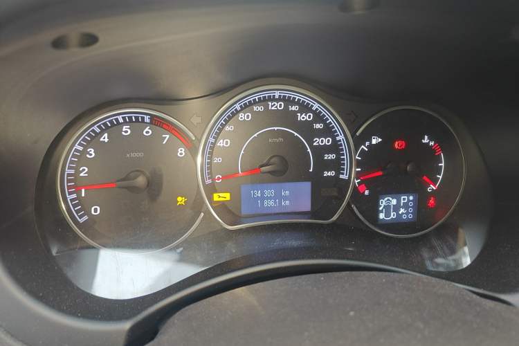 Used Renault Koleos 2013 2.5L Two-Wheel Drive Comfort Edition
