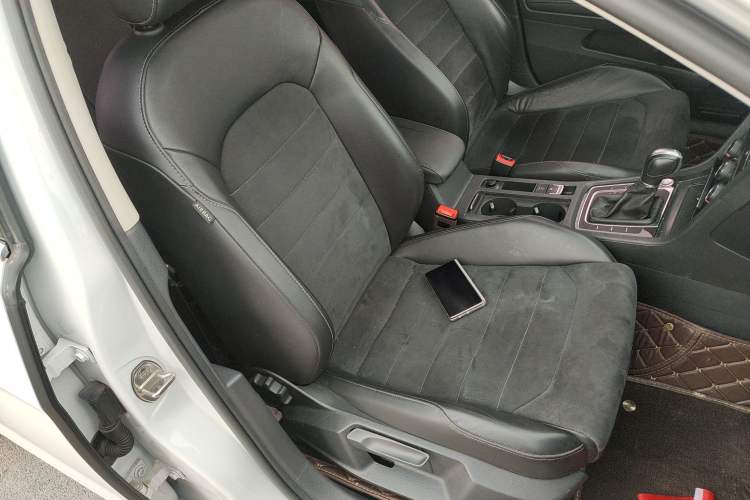 Used Volkswagen Golf 2018 230TSI Automatic Luxury Version