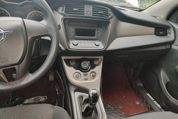 Used Haima M3 2016 1.5L Manual Comfort Model
