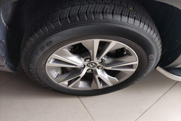 Used Toyota Highlander 2015 2.0T Two-Wheel Drive Elite Edition 7 Seats
