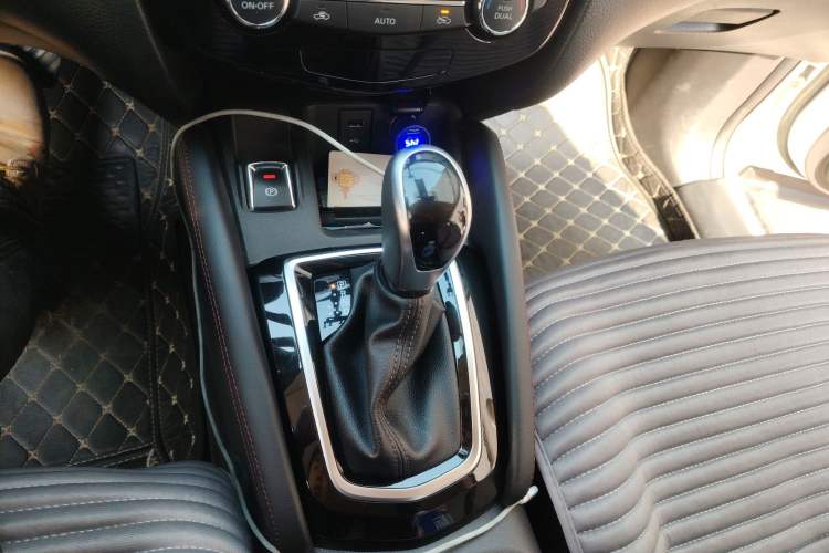 Used Nissan Qashqai 2022 2.0L CVT XV Smart Enjoyment Version Gear Lever