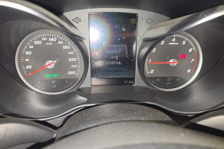 Used Mercedes-Benz C-Class 2017 Facelift C 200 L Sport Edition