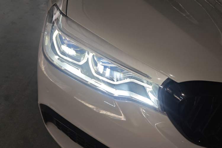 Used BMW 5 Series 2018 Restyled 530Li Leading Edition M Sport Package
