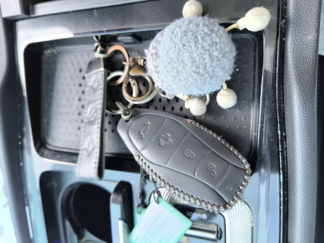 Hongqi H5 2023 2.0T Automatic Smart Connect Flagship Edition - Chinese Trim Chang — снимка 20