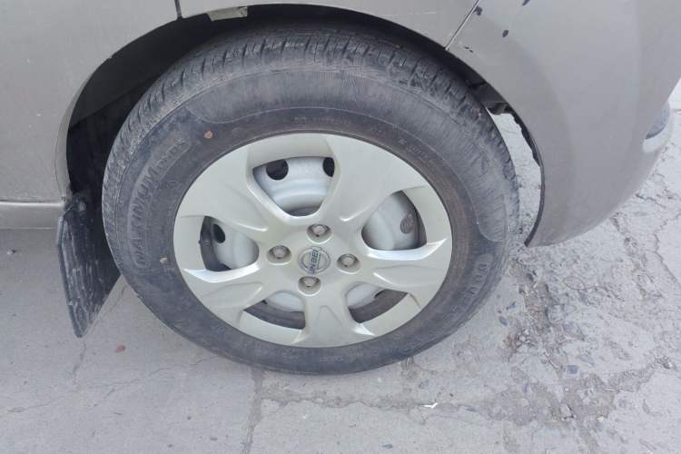 Used Jinbei Hiace X30 2021 1.5L Business-Grade Central Air-Conditioned Van China VI Emission Standard Model SWC15M Right Front Wheel Hub