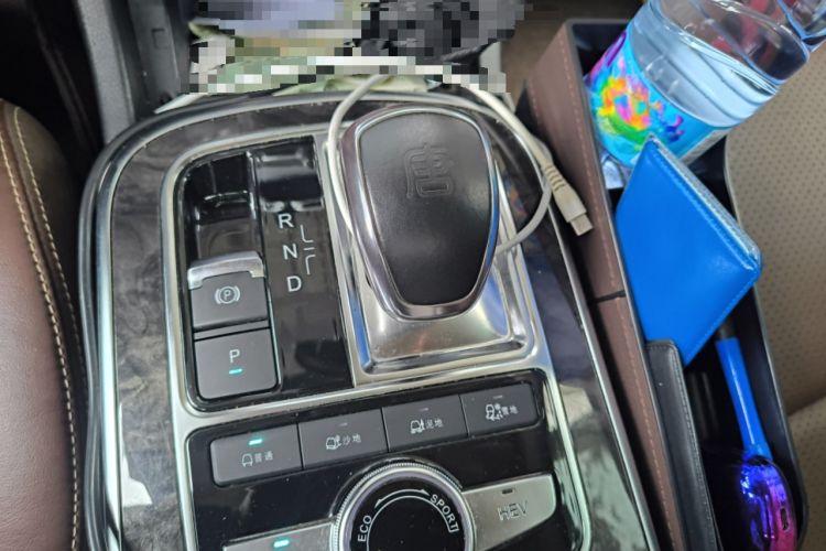 Used BYD Tang New Energy 2015 2.0T Four-Wheel-Drive Flagship Model