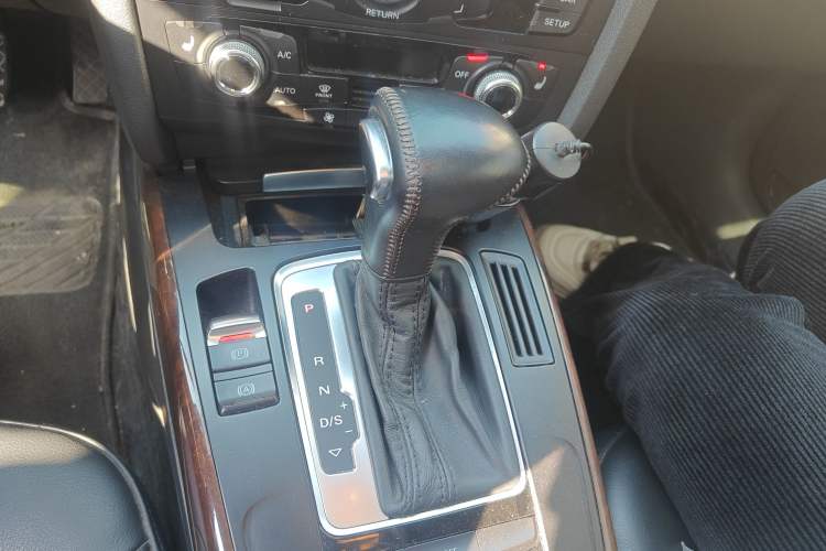 Used Audi A4L 2015 35 TFSI Automatic Comfort Model