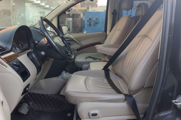 Used Mercedes-Benz Viano 2011 2.5L Prestige Edition